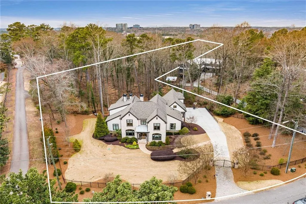 5030 Riverview Road, Atlanta, Georgia 30327, 7 Bedrooms Bedrooms, ,9 BathroomsBathrooms,Residential,Sold,5030 Riverview Road,7353377
