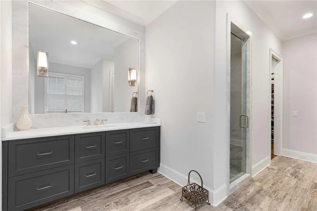 5030 Riverview Road, Atlanta, Georgia 30327, 7 Bedrooms Bedrooms, ,9 BathroomsBathrooms,Residential,Sold,5030 Riverview Road,7353377