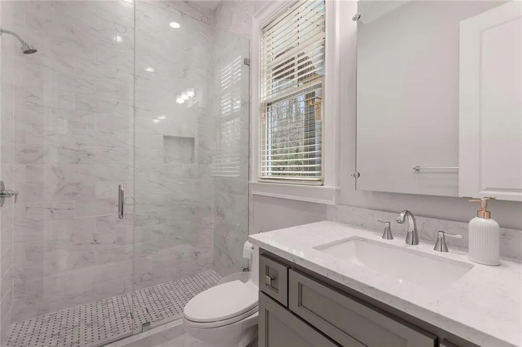 5030 Riverview Road, Atlanta, Georgia 30327, 7 Bedrooms Bedrooms, ,9 BathroomsBathrooms,Residential,Sold,5030 Riverview Road,7353377