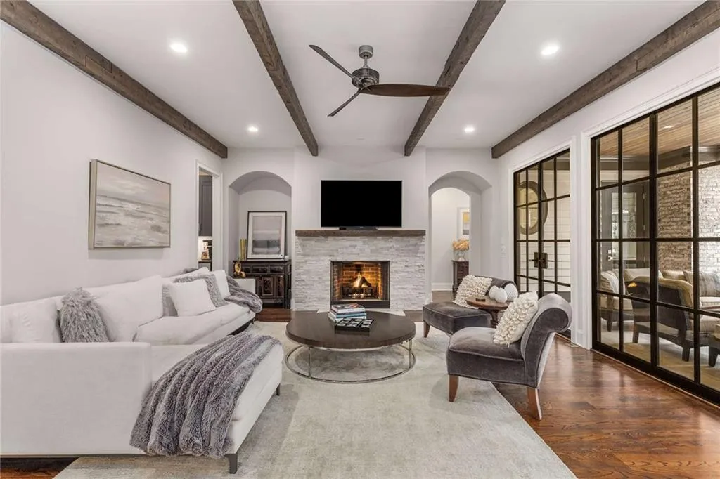 5030 Riverview Road, Atlanta, Georgia 30327, 7 Bedrooms Bedrooms, ,9 BathroomsBathrooms,Residential,Sold,5030 Riverview Road,7353377