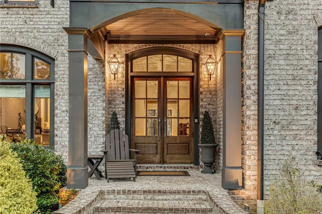 5030 Riverview Road, Atlanta, Georgia 30327, 7 Bedrooms Bedrooms, ,9 BathroomsBathrooms,Residential,Sold,5030 Riverview Road,7353377