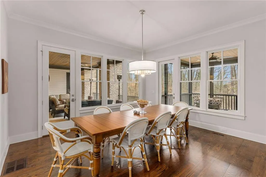 5030 Riverview Road, Atlanta, Georgia 30327, 7 Bedrooms Bedrooms, ,9 BathroomsBathrooms,Residential,Sold,5030 Riverview Road,7353377