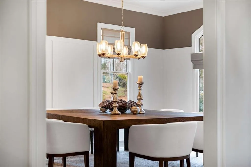 5030 Riverview Road, Atlanta, Georgia 30327, 7 Bedrooms Bedrooms, ,9 BathroomsBathrooms,Residential,Sold,5030 Riverview Road,7353377