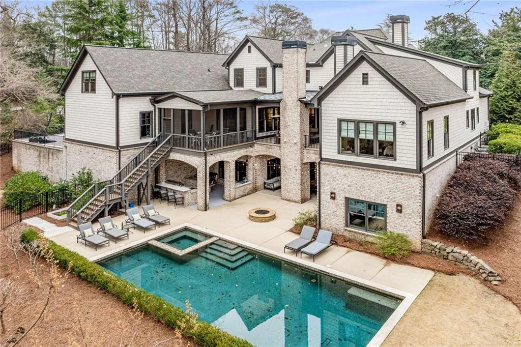 5030 Riverview Road, Atlanta, Georgia 30327, 7 Bedrooms Bedrooms, ,9 BathroomsBathrooms,Residential,Sold,5030 Riverview Road,7353377