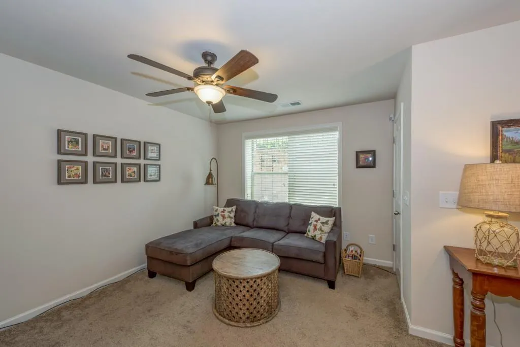 7460 Glisten Avenue, Atlanta, Georgia 30328, 3 Bedrooms Bedrooms, ,3 BathroomsBathrooms,Residential,Sold,7460 Glisten Avenue,5885657