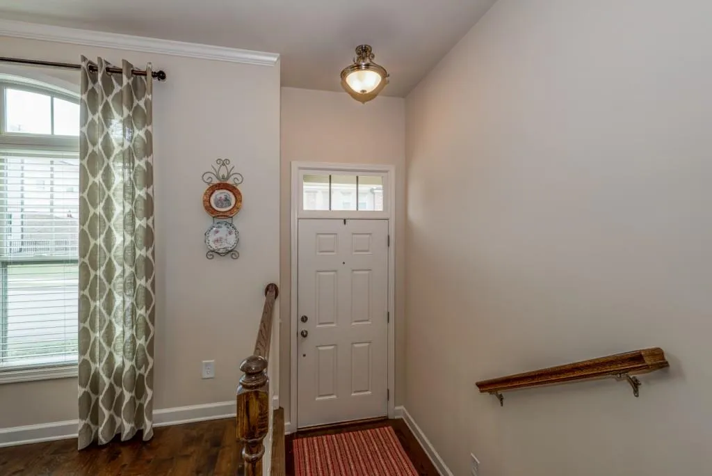 7460 Glisten Avenue, Atlanta, Georgia 30328, 3 Bedrooms Bedrooms, ,3 BathroomsBathrooms,Residential,Sold,7460 Glisten Avenue,5885657