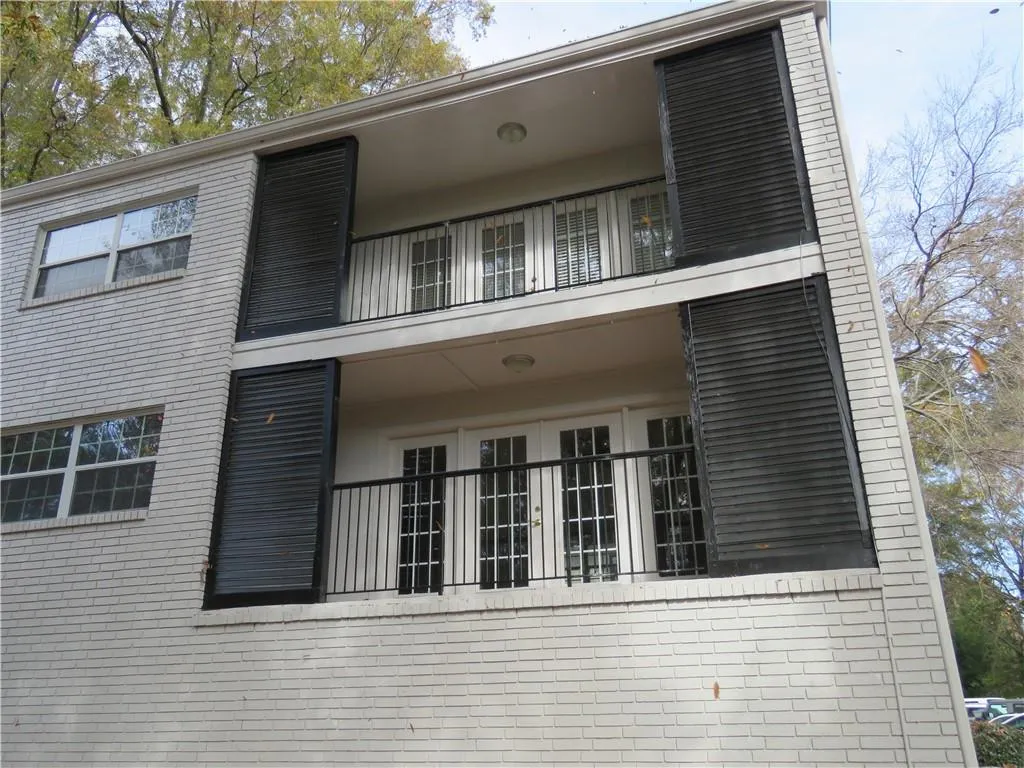 311 Peachtree Hills Avenue Ne Unit 6a, Atlanta, Georgia 30305, 2 Bedrooms Bedrooms, 0 ,1 BathroomBathrooms,Residential,For Sale,311 Peachtree Hills Avenue Ne Unit 6a,7690454