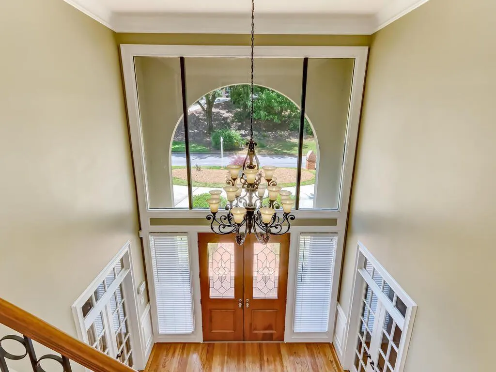 1895 Redbourne Drive, Sandy Springs, Georgia 30350, 4 Bedrooms Bedrooms, ,3 BathroomsBathrooms,Residential,Sold,1895 Redbourne Drive,6884592