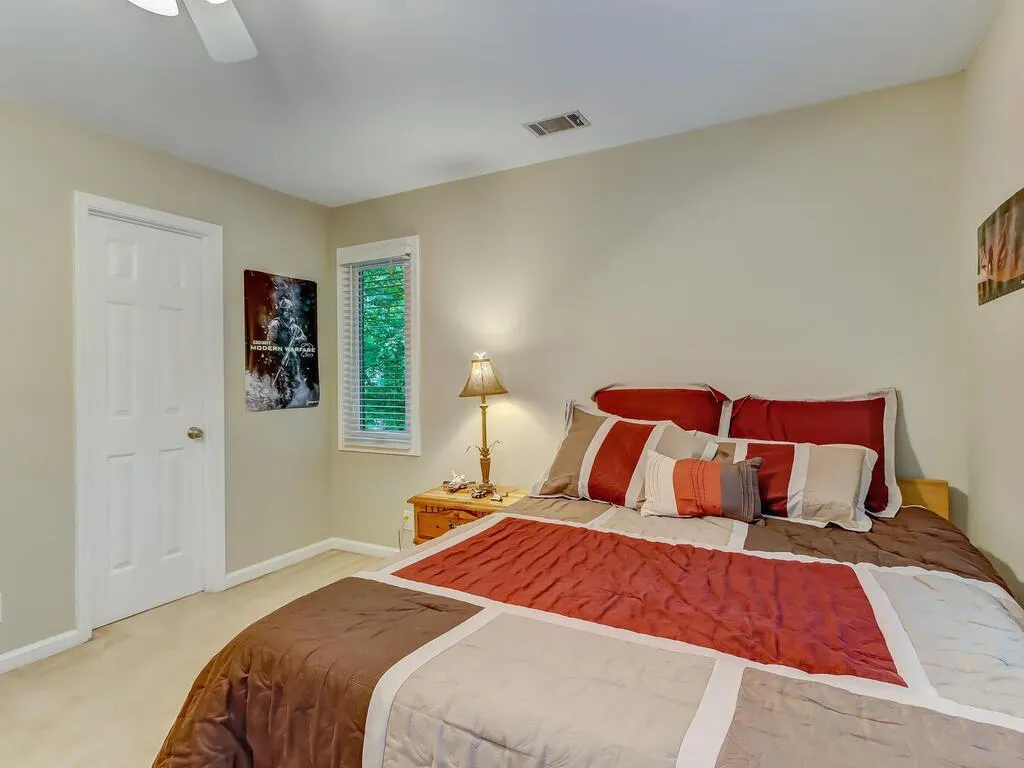 1895 Redbourne Drive, Sandy Springs, Georgia 30350, 4 Bedrooms Bedrooms, ,3 BathroomsBathrooms,Residential,Sold,1895 Redbourne Drive,6884592