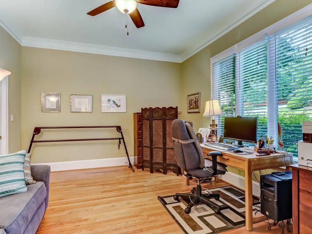 1895 Redbourne Drive, Sandy Springs, Georgia 30350, 4 Bedrooms Bedrooms, ,3 BathroomsBathrooms,Residential,Sold,1895 Redbourne Drive,6884592