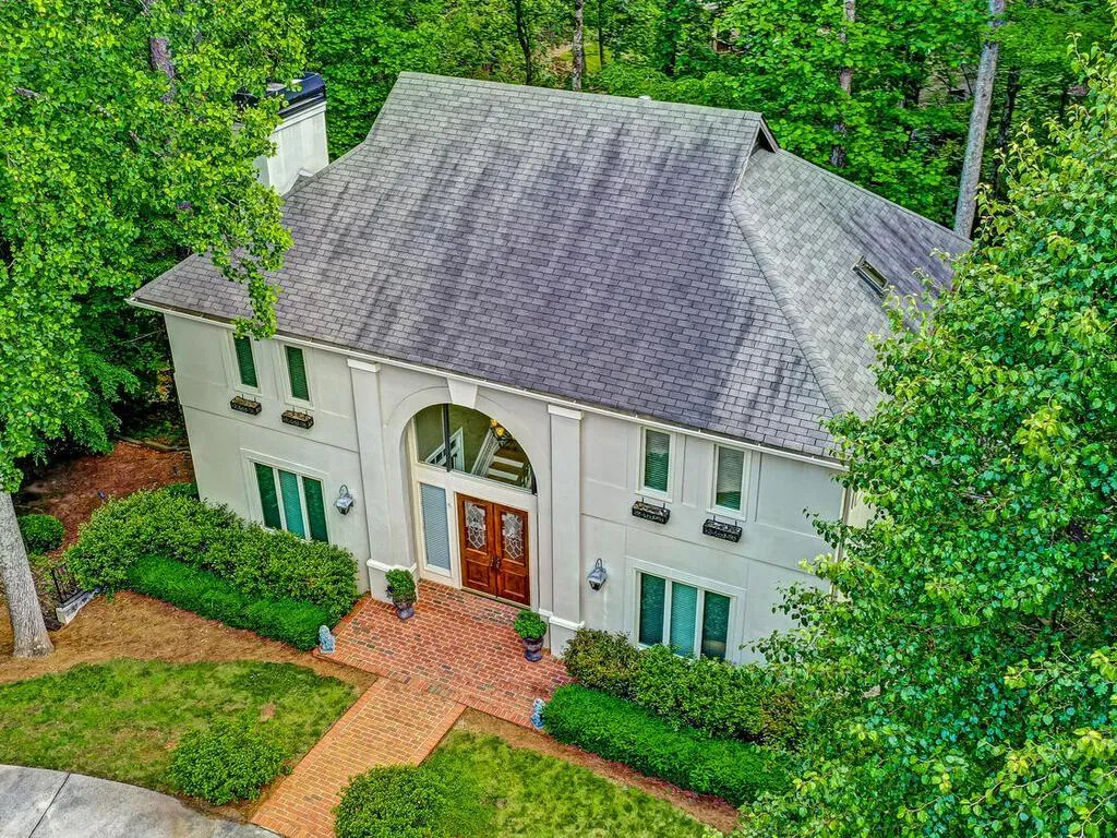 1895 Redbourne Drive, Sandy Springs, Georgia 30350, 4 Bedrooms Bedrooms, ,3 BathroomsBathrooms,Residential,Sold,1895 Redbourne Drive,6884592