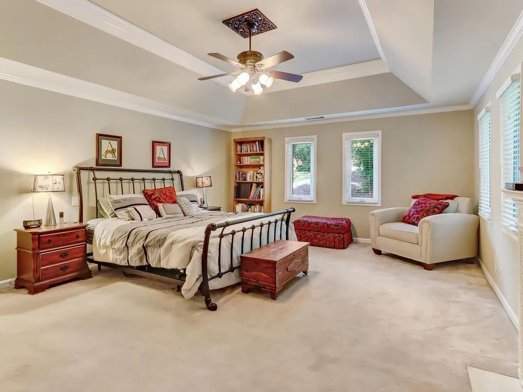 1895 Redbourne Drive, Sandy Springs, Georgia 30350, 4 Bedrooms Bedrooms, ,3 BathroomsBathrooms,Residential,Sold,1895 Redbourne Drive,6884592