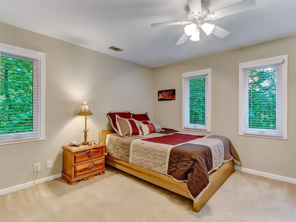 1895 Redbourne Drive, Sandy Springs, Georgia 30350, 4 Bedrooms Bedrooms, ,3 BathroomsBathrooms,Residential,Sold,1895 Redbourne Drive,6884592