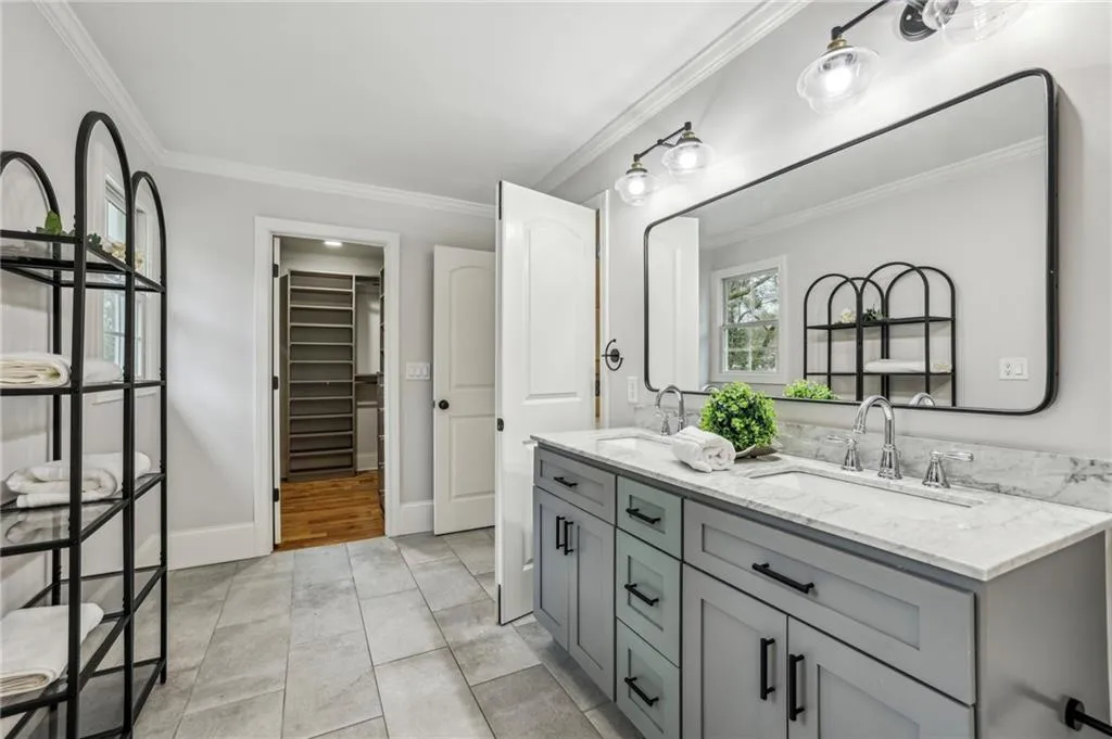 280 Seamarsh Court, Atlanta, Georgia 30328, 4 Bedrooms Bedrooms, ,3 BathroomsBathrooms,Residential,Sold,280 Seamarsh Court,7545072