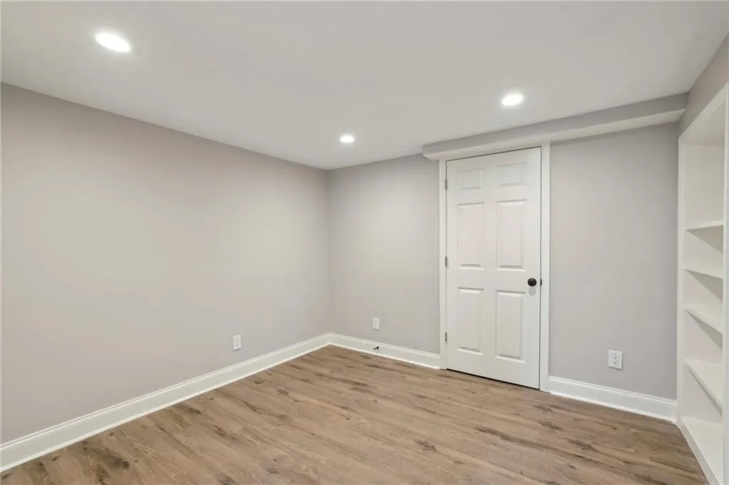 280 Seamarsh Court, Atlanta, Georgia 30328, 4 Bedrooms Bedrooms, ,3 BathroomsBathrooms,Residential,Sold,280 Seamarsh Court,7545072