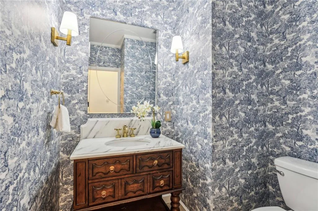 280 Seamarsh Court, Atlanta, Georgia 30328, 4 Bedrooms Bedrooms, ,3 BathroomsBathrooms,Residential,Sold,280 Seamarsh Court,7545072