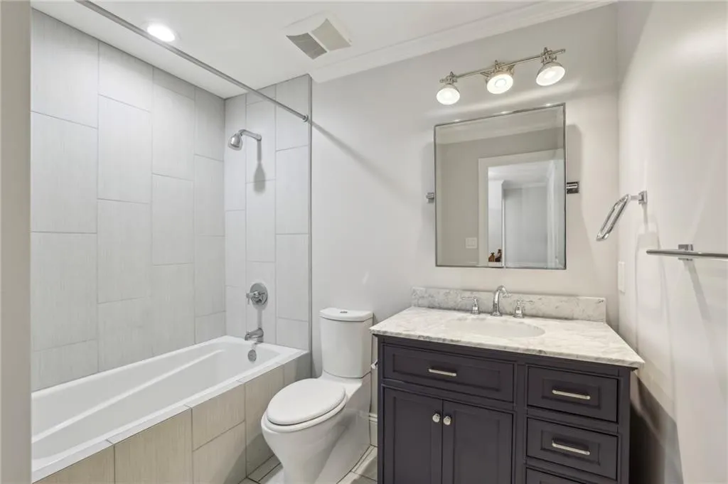 280 Seamarsh Court, Atlanta, Georgia 30328, 4 Bedrooms Bedrooms, ,3 BathroomsBathrooms,Residential,Sold,280 Seamarsh Court,7545072