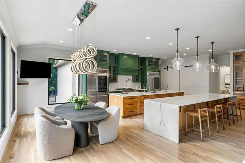 1430 N Harris Ridge, Atlanta, Georgia 30327, 7 Bedrooms Bedrooms, ,7 BathroomsBathrooms,Residential,For Sale,1430 N Harris Ridge,7676132