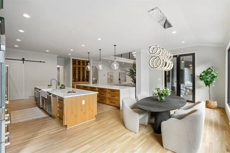 1430 N Harris Ridge, Atlanta, Georgia 30327, 7 Bedrooms Bedrooms, ,7 BathroomsBathrooms,Residential,For Sale,1430 N Harris Ridge,7676132