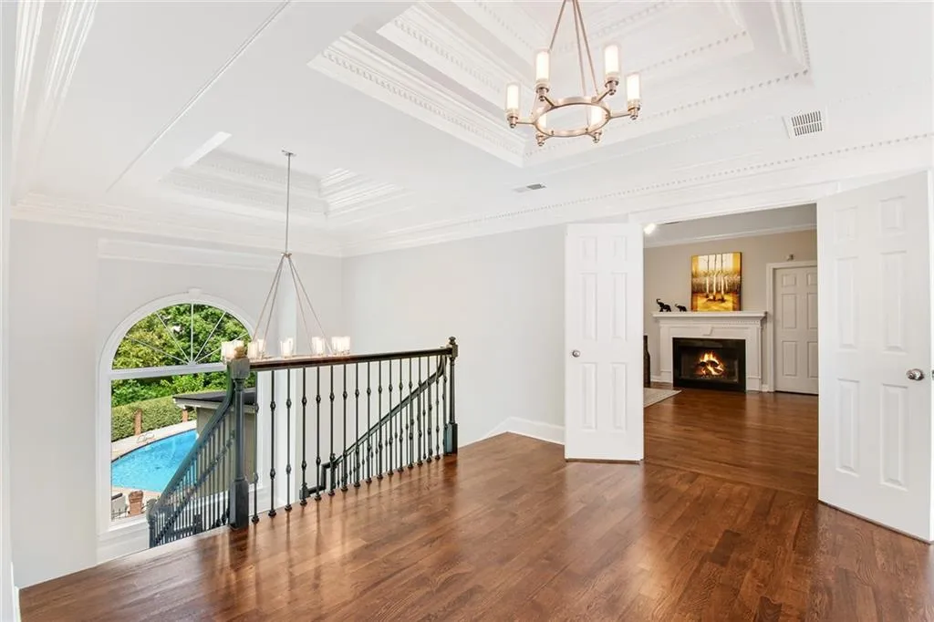 5600 Errol Place, Atlanta, Georgia 30327, 5 Bedrooms Bedrooms, ,4 BathroomsBathrooms,Residential,Sold,5600 Errol Place,6938063