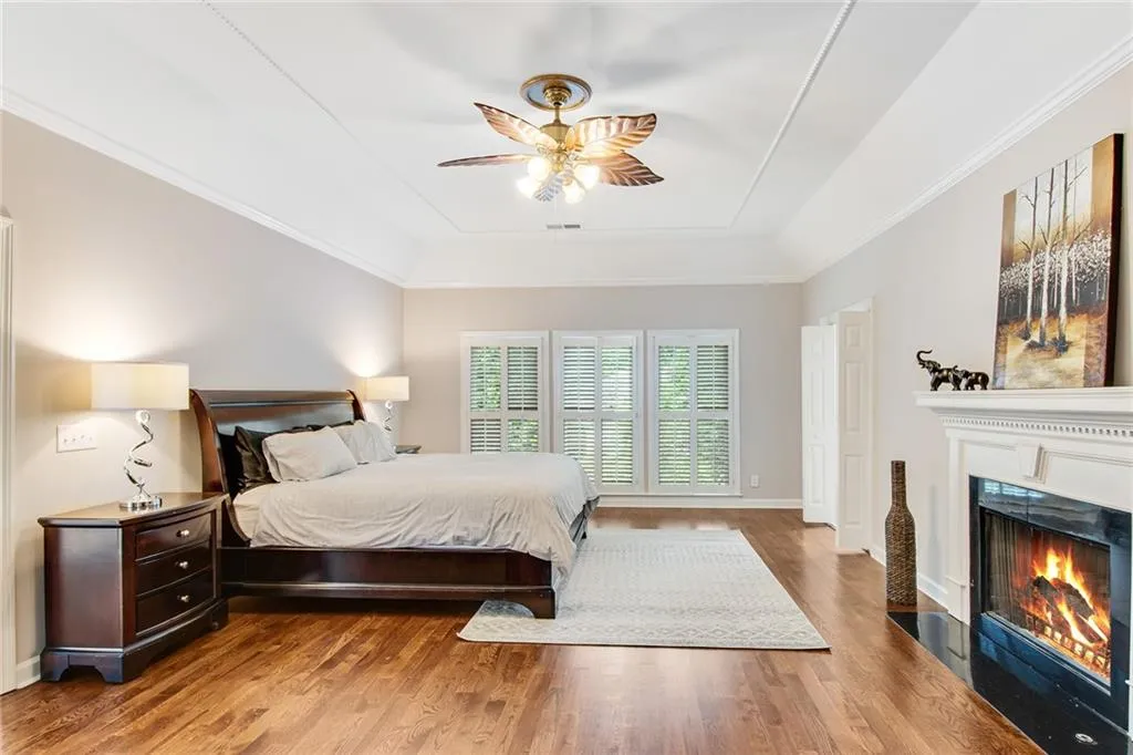 5600 Errol Place, Atlanta, Georgia 30327, 5 Bedrooms Bedrooms, ,4 BathroomsBathrooms,Residential,Sold,5600 Errol Place,6938063