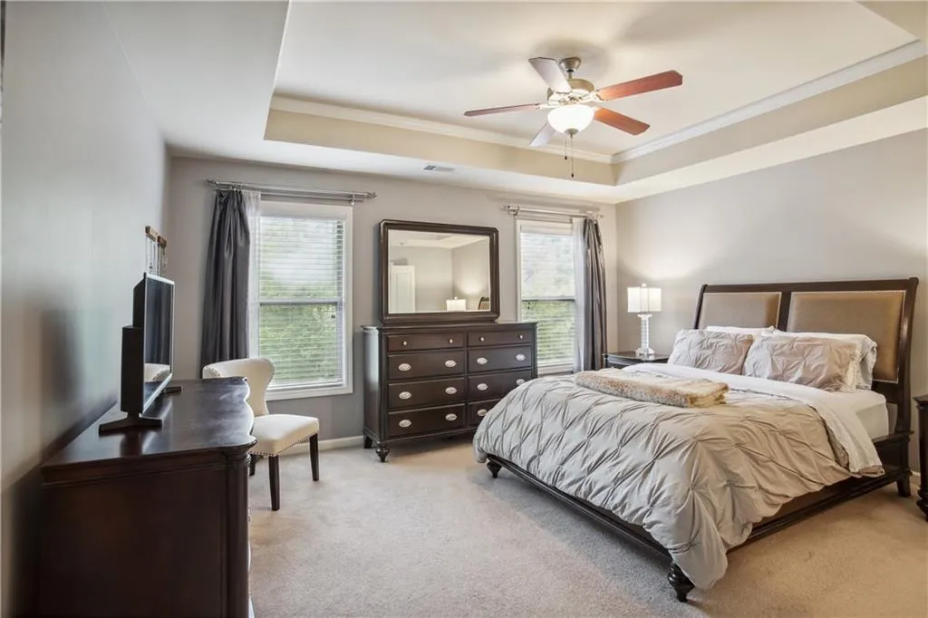 7245 Highland Bluff, Sandy Springs, Georgia 30328, 3 Bedrooms Bedrooms, ,3 BathroomsBathrooms,Residential,Sold,7245 Highland Bluff,7203646