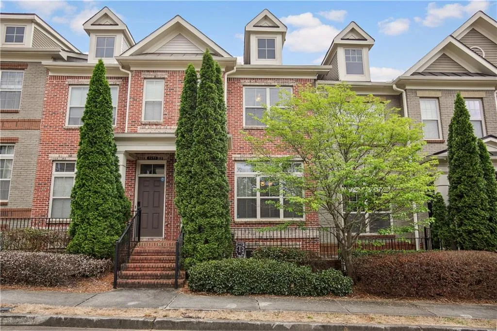 7245 Highland Bluff, Sandy Springs, Georgia 30328, 3 Bedrooms Bedrooms, ,3 BathroomsBathrooms,Residential,Sold,7245 Highland Bluff,7203646