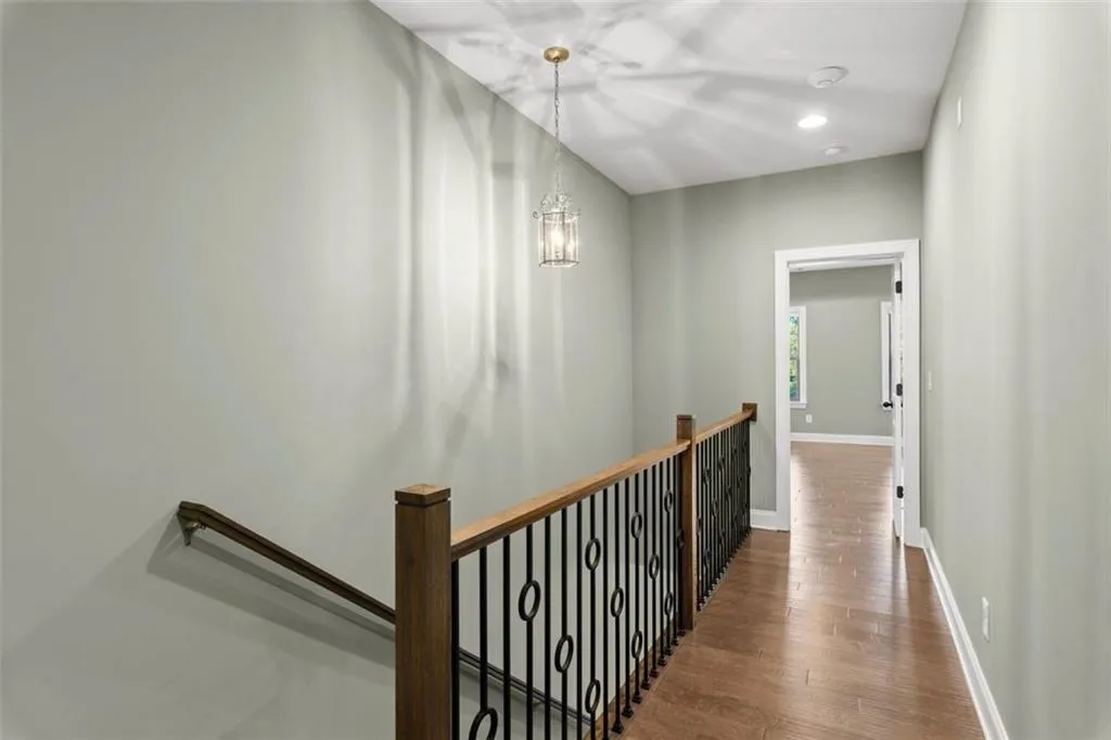 60 Yorkshire, Atlanta, Georgia 30328, 3 Bedrooms Bedrooms, ,3 BathroomsBathrooms,Residential,Sold,60 Yorkshire,6995503