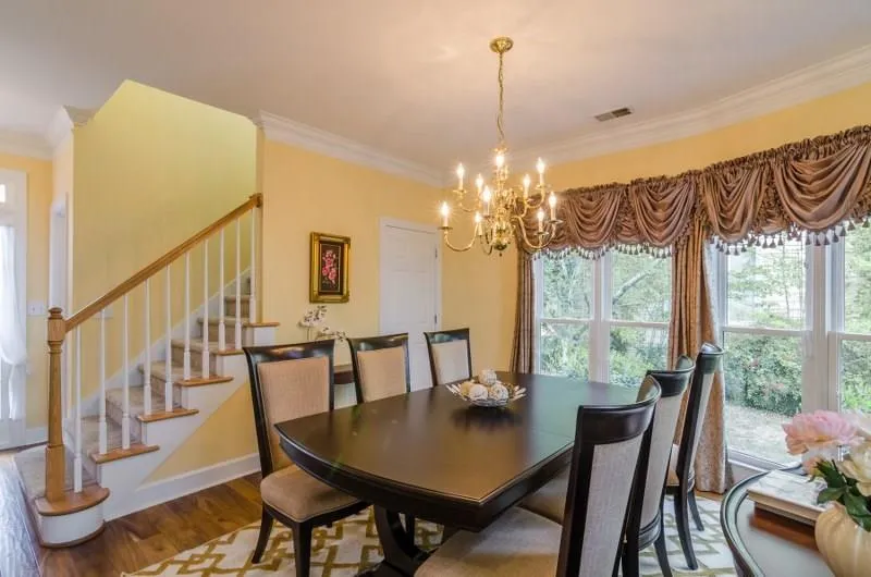 4575 Windsor Park Place, Sandy Springs, Georgia 30342, 4 Bedrooms Bedrooms, ,2 BathroomsBathrooms,Residential,Sold,4575 Windsor Park Place,5672861