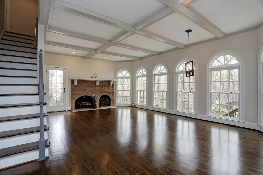 2995 Coles Way, Sandy Springs, Georgia 30350, 5 Bedrooms Bedrooms, ,4 BathroomsBathrooms,Residential,Sold,2995 Coles Way,5822749