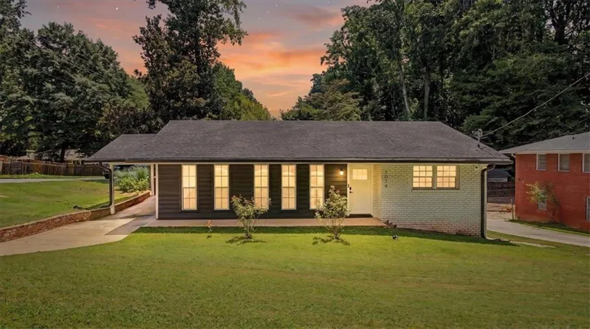 2074 Montrose Drive, East Point, Georgia 30344