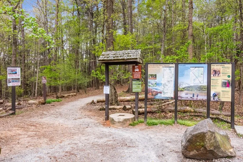 1355 Indian Trail Nw, Sandy Springs, Georgia 30327, 4 Bedrooms Bedrooms, ,4 BathroomsBathrooms,Residential,Sold,1355 Indian Trail Nw,7162959