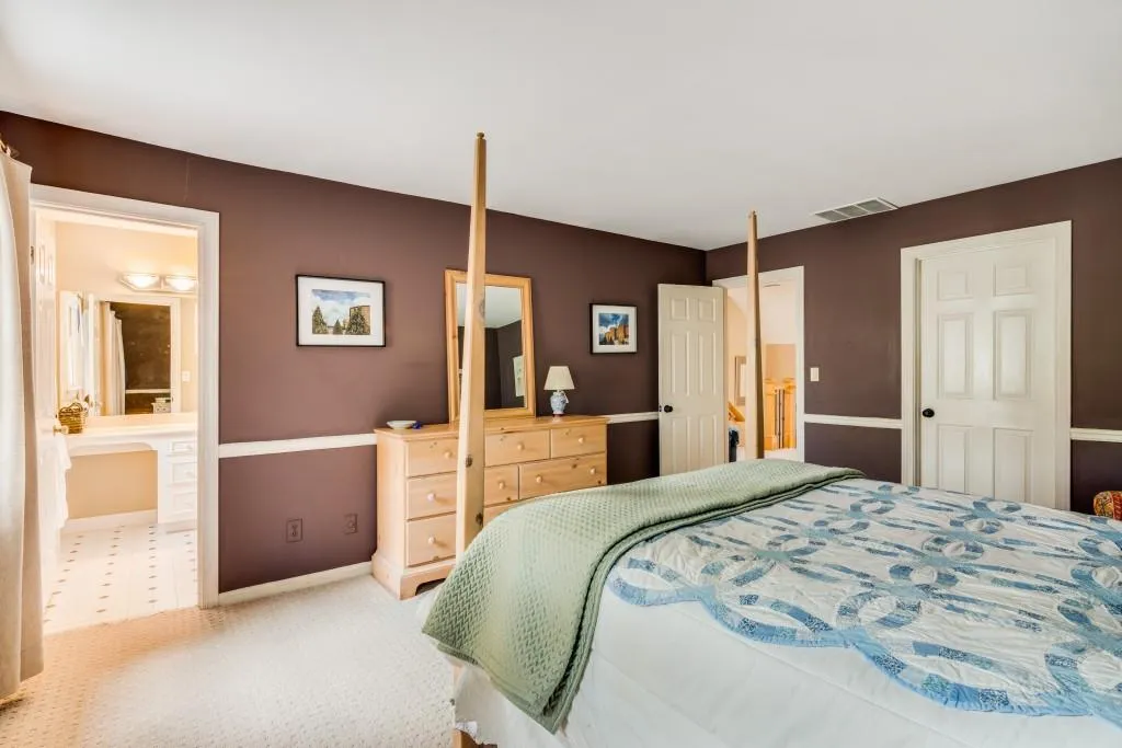 1355 Indian Trail Nw, Sandy Springs, Georgia 30327, 4 Bedrooms Bedrooms, ,4 BathroomsBathrooms,Residential,Sold,1355 Indian Trail Nw,7162959