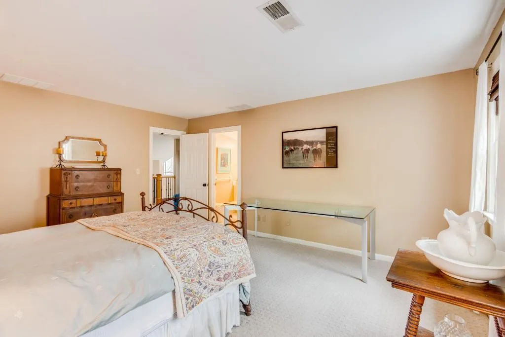 1355 Indian Trail Nw, Sandy Springs, Georgia 30327, 4 Bedrooms Bedrooms, ,4 BathroomsBathrooms,Residential,Sold,1355 Indian Trail Nw,7162959