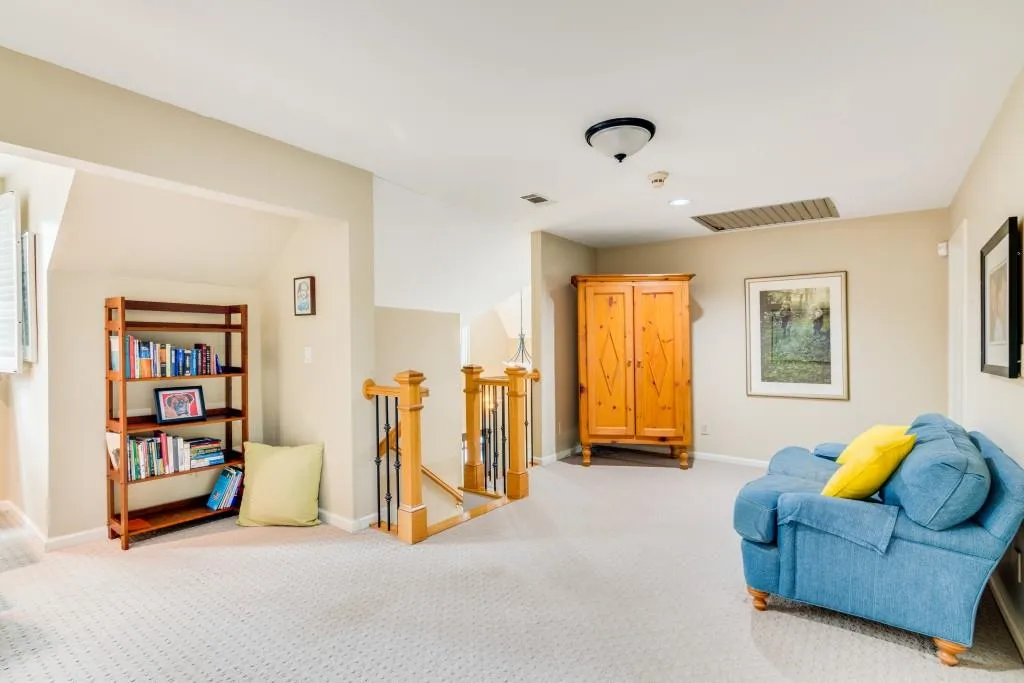 1355 Indian Trail Nw, Sandy Springs, Georgia 30327, 4 Bedrooms Bedrooms, ,4 BathroomsBathrooms,Residential,Sold,1355 Indian Trail Nw,7162959