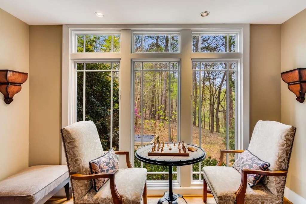 1355 Indian Trail Nw, Sandy Springs, Georgia 30327, 4 Bedrooms Bedrooms, ,4 BathroomsBathrooms,Residential,Sold,1355 Indian Trail Nw,7162959