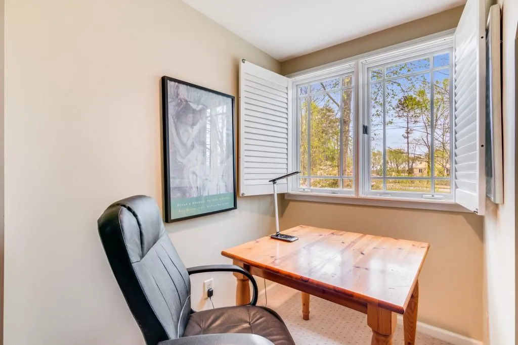 1355 Indian Trail Nw, Sandy Springs, Georgia 30327, 4 Bedrooms Bedrooms, ,4 BathroomsBathrooms,Residential,Sold,1355 Indian Trail Nw,7162959