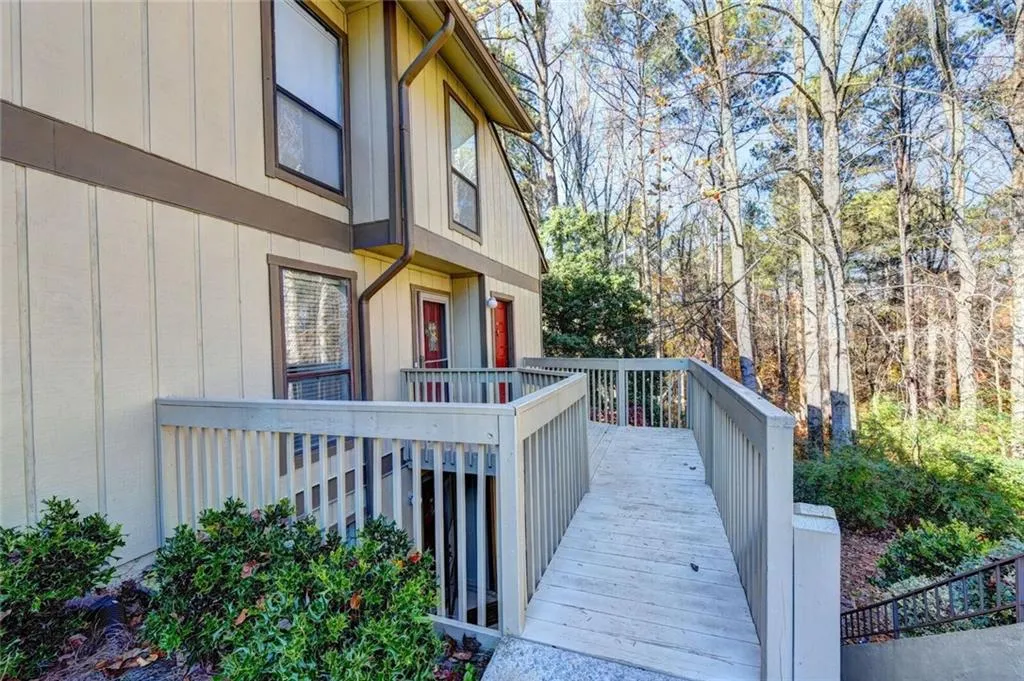 308 Woodcliff Drive Unit 308, Sandy Springs, Georgia 30350, 1 Bedroom Bedrooms, ,1 BathroomBathrooms,Residential,Sold,308 Woodcliff Drive Unit 308,6104585