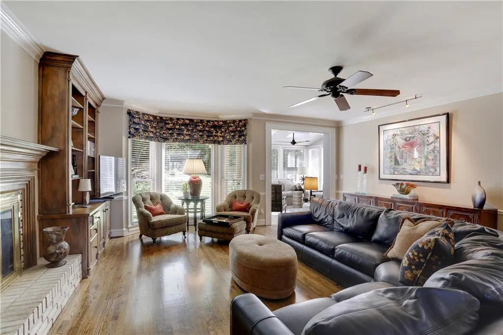 839 Byrnwyck Road Ne, Brookhaven, Georgia 30319, 4 Bedrooms Bedrooms, ,3 BathroomsBathrooms,Residential,Sold,839 Byrnwyck Road Ne,5762702