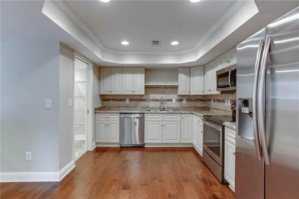 490 Heritage Way, Atlanta, Georgia 30328, 4 Bedrooms Bedrooms, ,3 BathroomsBathrooms,Residential,Sold,490 Heritage Way,6012603