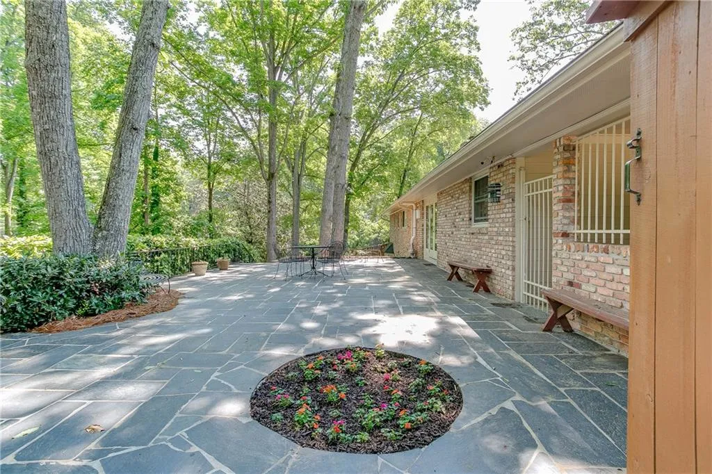 490 Heritage Way, Atlanta, Georgia 30328, 4 Bedrooms Bedrooms, ,3 BathroomsBathrooms,Residential,Sold,490 Heritage Way,6012603