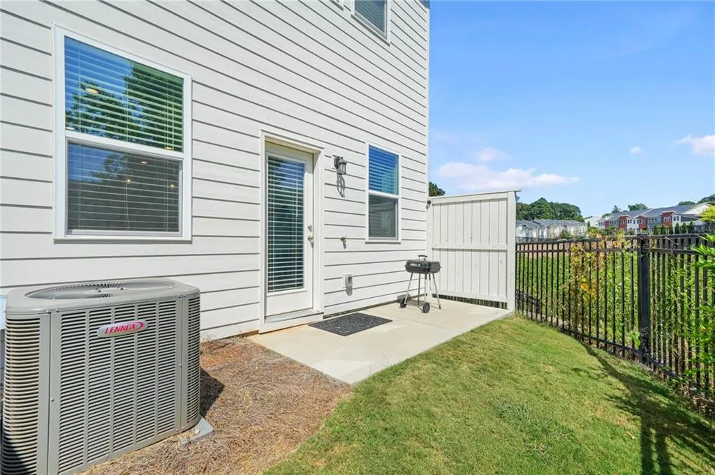 1623 Gunnin Trace Nw, Atlanta, Georgia 30318, 3 Bedrooms Bedrooms, ,2 BathroomsBathrooms,Residential,For Sale,1623 Gunnin Trace Nw,7647978