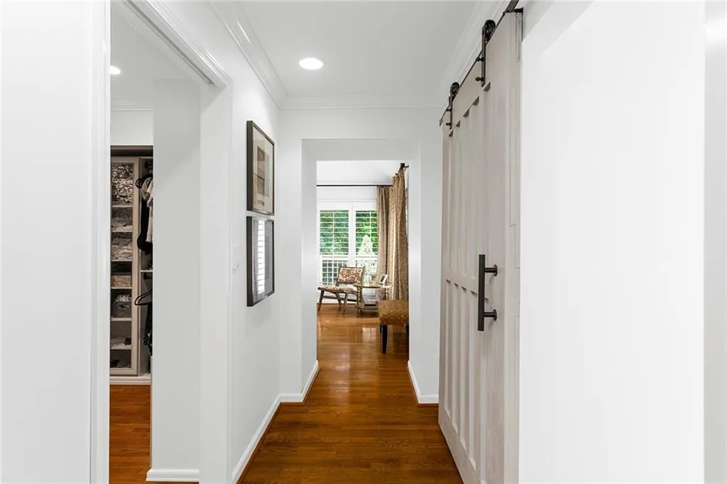 6385 Riverside Drive Nw, Sandy Springs, Georgia 30328, 5 Bedrooms Bedrooms, ,3 BathroomsBathrooms,Residential,Sold,6385 Riverside Drive Nw,7084885