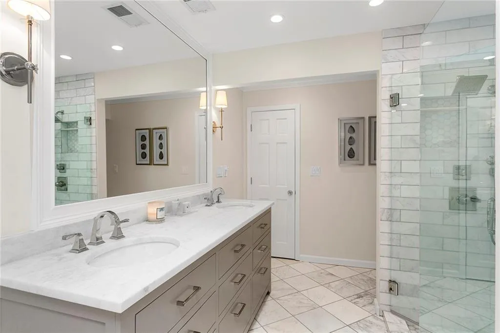 6385 Riverside Drive Nw, Sandy Springs, Georgia 30328, 5 Bedrooms Bedrooms, ,3 BathroomsBathrooms,Residential,Sold,6385 Riverside Drive Nw,7084885