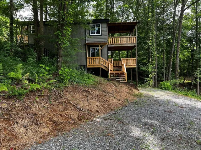 328 Back Pine Way, Ellijay, Georgia 30540