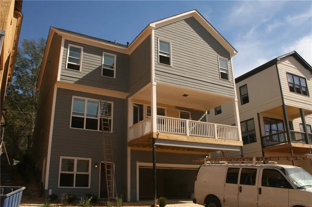 1362 English Street Nw, Atlanta, Georgia 30318, 3 Bedrooms Bedrooms, ,2 BathroomsBathrooms,Residential,Sold,1362 English Street Nw,5698203