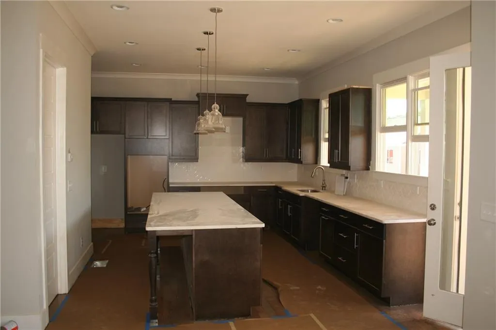 1362 English Street Nw, Atlanta, Georgia 30318, 3 Bedrooms Bedrooms, ,2 BathroomsBathrooms,Residential,Sold,1362 English Street Nw,5698203