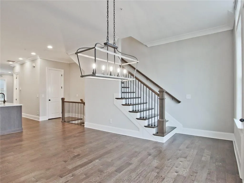 6682 Sterling Drive Unit 665, Sandy Springs, Georgia 30328, 3 Bedrooms Bedrooms, ,3 BathroomsBathrooms,Residential,Sold,6682 Sterling Drive Unit 665,6897991