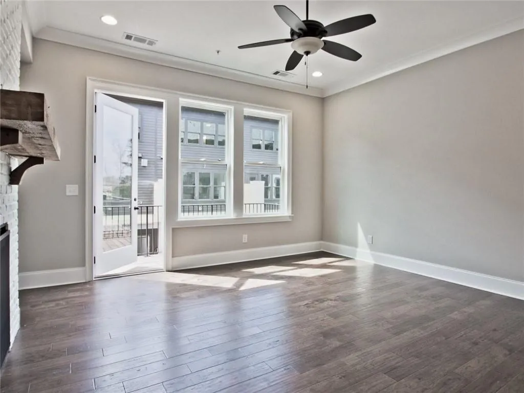 6682 Sterling Drive Unit 665, Sandy Springs, Georgia 30328, 3 Bedrooms Bedrooms, ,3 BathroomsBathrooms,Residential,Sold,6682 Sterling Drive Unit 665,6897991