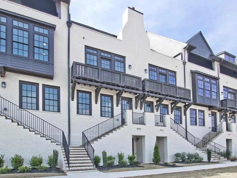 6682 Sterling Drive Unit 665, Sandy Springs, Georgia 30328, 3 Bedrooms Bedrooms, ,3 BathroomsBathrooms,Residential,Sold,6682 Sterling Drive Unit 665,6897991